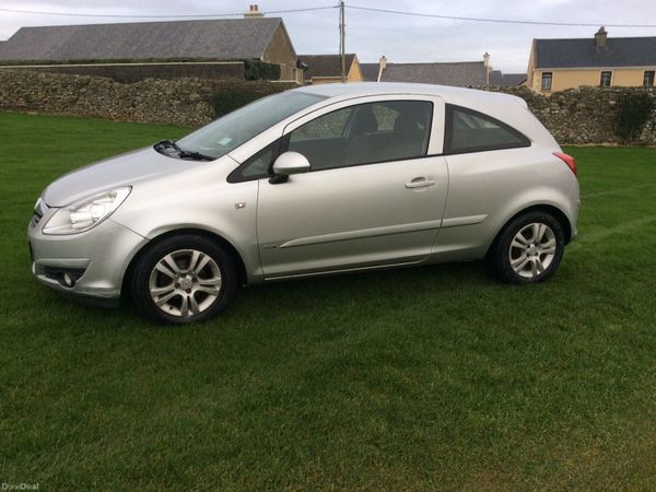 Opel Corsa Hatchback, Petrol, 2008, Silver
