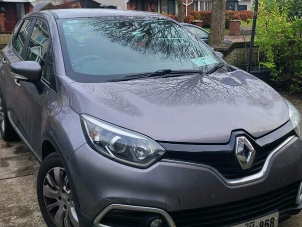 Renault Captur Hatchback, Diesel, 2014, Grey
