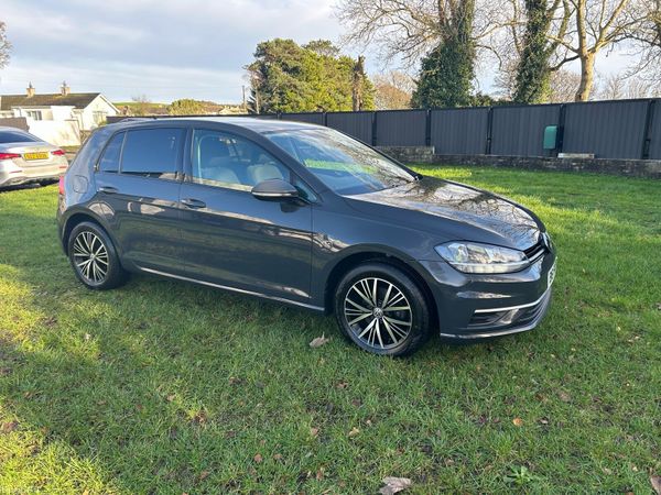 Volkswagen Golf Hatchback, Petrol, 2019, Grey