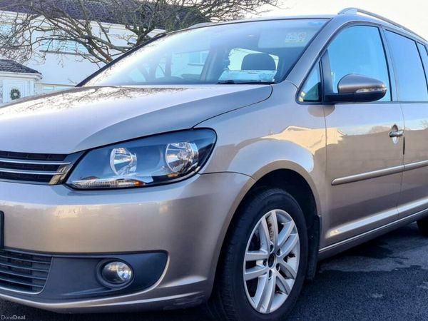 Volkswagen Touran MPV, Diesel, 2015, Brown