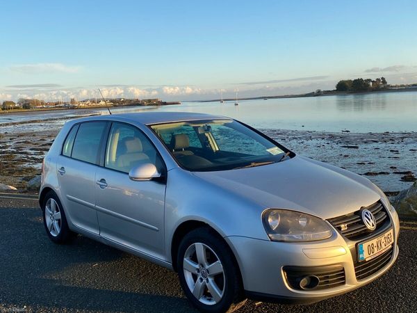 Volkswagen Golf Hatchback, Petrol, 2008, Silver