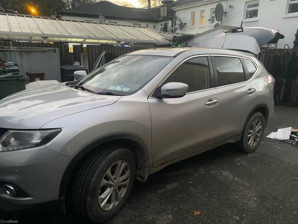 Nissan X-Trail SUV, Diesel, 2015, Silver