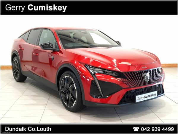 Peugeot 408 Hatchback, Petrol, 2023, Red