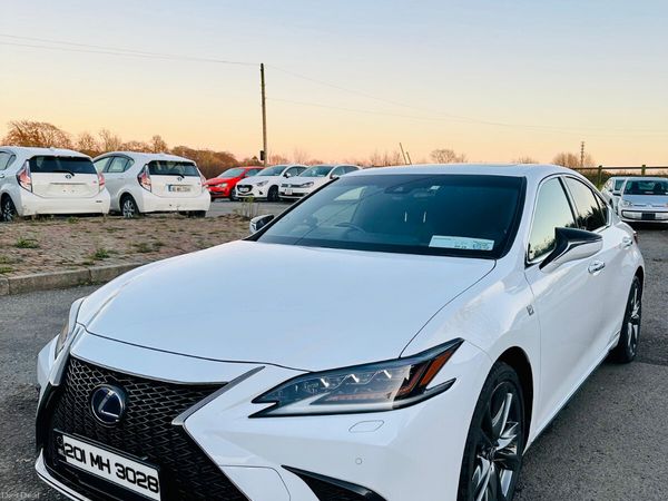Lexus ES Hatchback, Petrol Hybrid, 2020, White