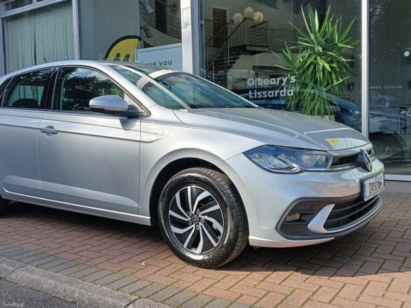 Volkswagen Polo Hatchback, Petrol, 2024, Silver