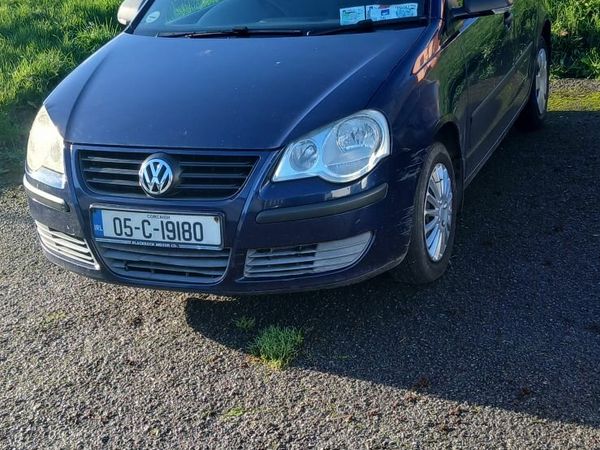 Volkswagen Polo Hatchback, Petrol, 2005, Blue