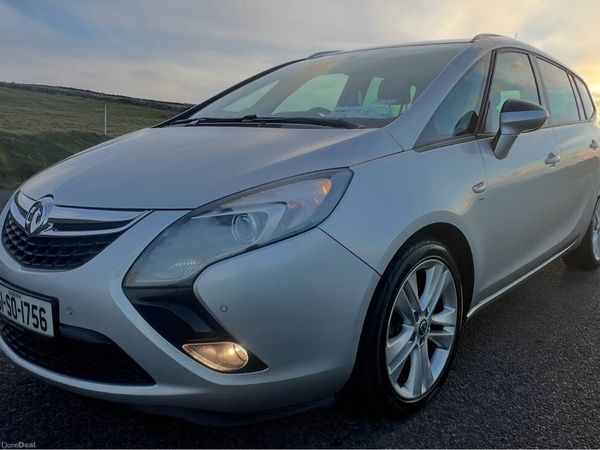 Vauxhall Zafira MPV, Petrol, 2016, Silver