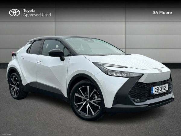 Toyota C-HR SUV, Petrol Hybrid, 2025, White
