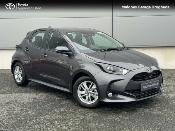 Toyota Yaris Hatchback, Petrol Hybrid, 2025, Grey