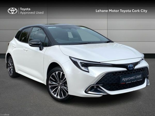 Toyota Corolla Hatchback, Petrol Hybrid, 2025, White