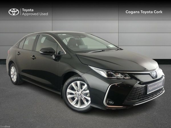 Toyota Corolla Saloon, Petrol Hybrid, 2025, Black