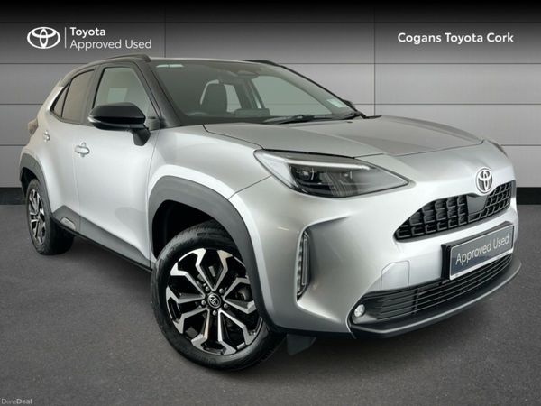 Toyota Yaris Cross Hatchback, Petrol Hybrid, 2025, Silver