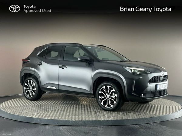 Toyota Yaris Cross Hatchback, Petrol Hybrid, 2025, Grey
