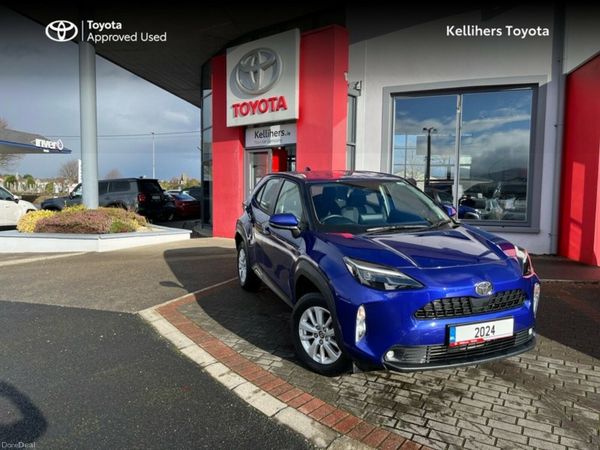 Toyota Yaris Cross Hatchback, Petrol Hybrid, 2024, Blue