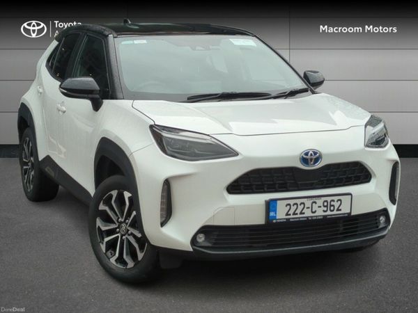 Toyota Yaris Cross Hatchback, Petrol Hybrid, 2022, White