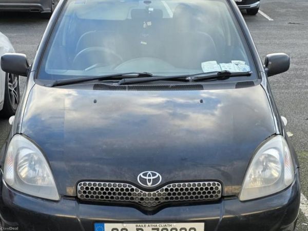 Toyota Yaris Hatchback, Petrol, 2003, Black