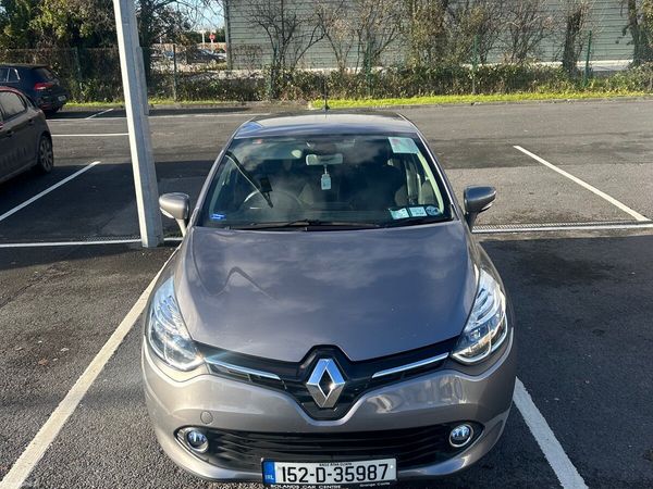 Renault Clio Hatchback, Petrol, 2015, Grey