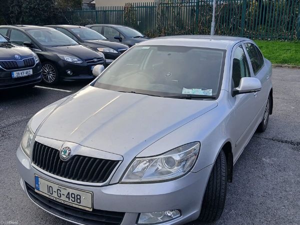 Skoda Octavia Hatchback, Diesel, 2010, Silver