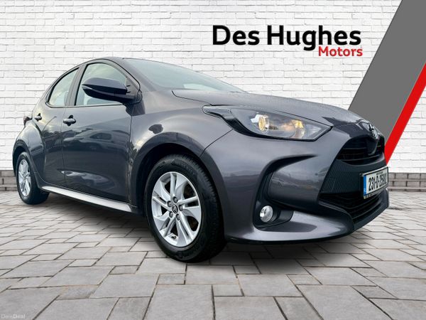 Toyota Yaris Hatchback, Petrol, 2023, Grey