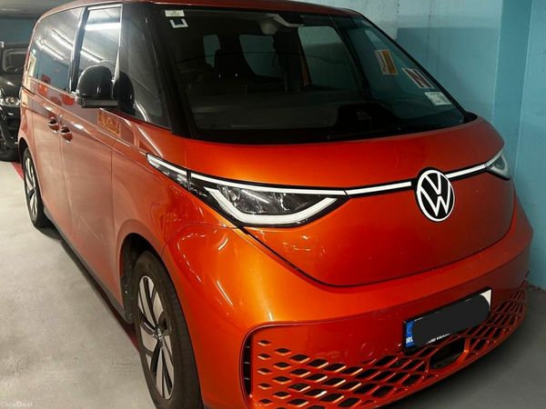 Volkswagen ID.Buzz Estate, Electric, 2023, Orange