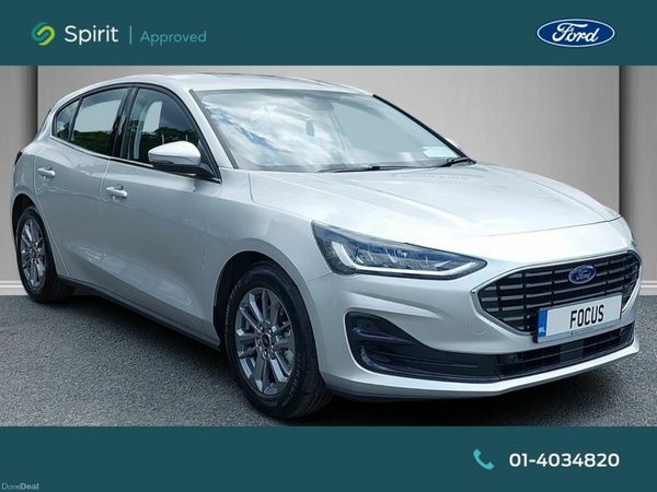 Ford Focus Hatchback, Petrol Hybrid, 2025, Grey