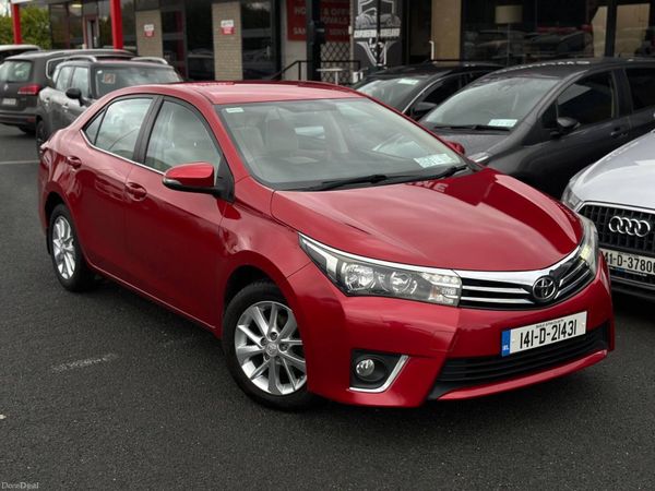 Toyota Corolla Saloon, Petrol, 2014, Red