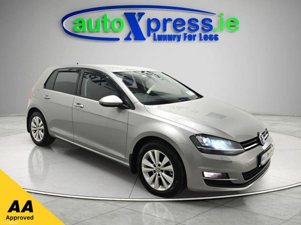 Volkswagen Golf Hatchback, Petrol, 2017, Silver