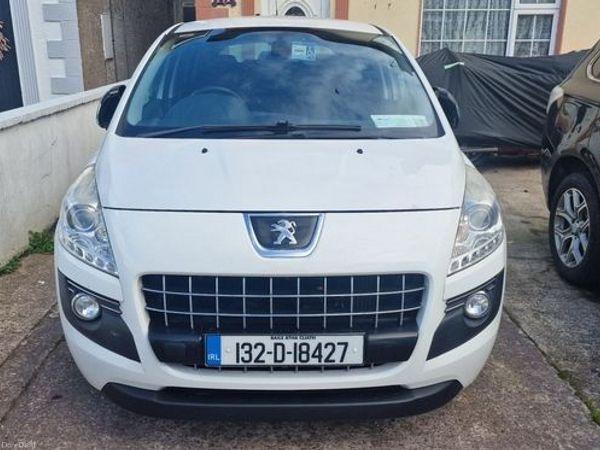 Peugeot 3008 Hatchback, Diesel Hybrid, 2013, White