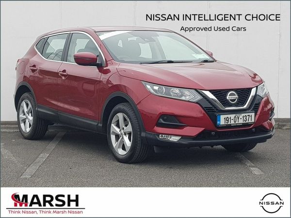 Nissan Qashqai Hatchback, Diesel, 2019, Red