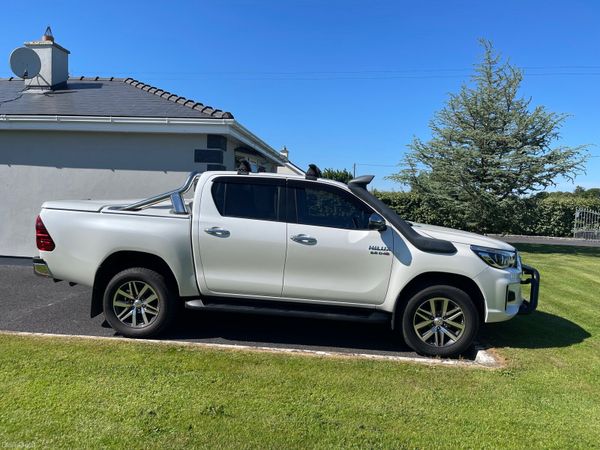 Toyota Hilux Pick Up, Diesel, 2019, White