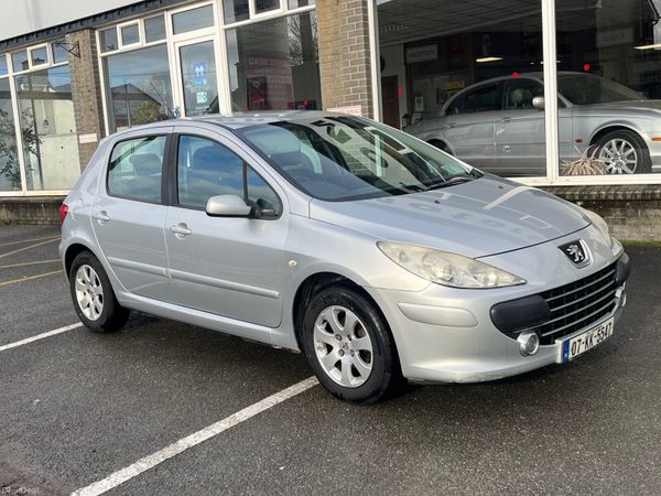 Peugeot 307 Hatchback, Petrol, 2007, Grey