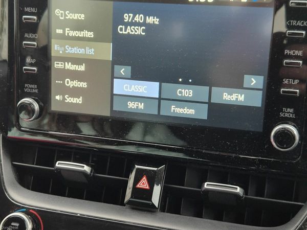 Toyota Corolla Saloon, Petrol Hybrid, 2021, Grey