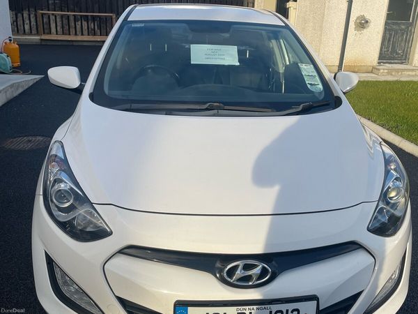 Hyundai i30 MPV, Petrol, 2013, White
