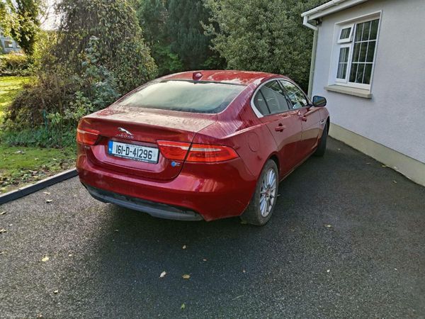 Jaguar XE Saloon, Diesel, 2016, Red