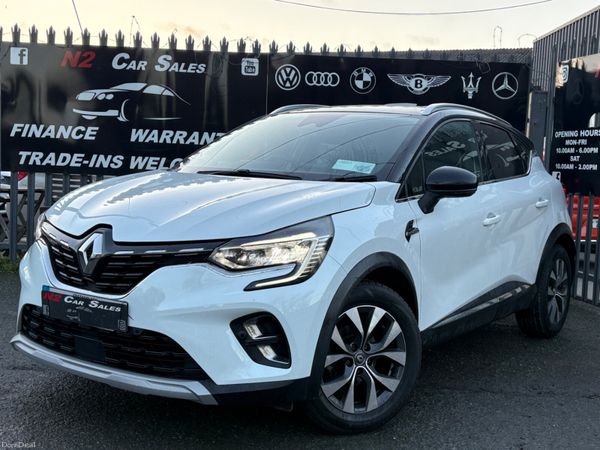 Renault Captur Hatchback, Petrol, 2021, White