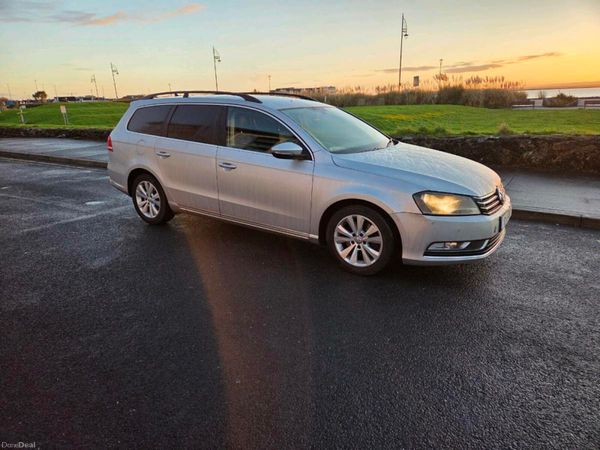 Volkswagen Passat Estate, Diesel, 2013, Silver