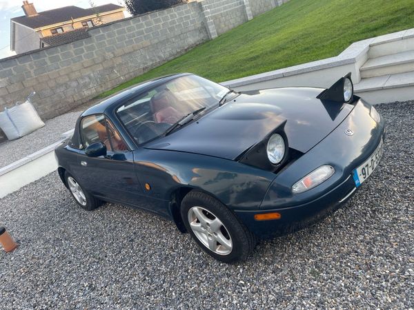 Mazda MX-5 Hatchback, Petrol, 1997, Blue