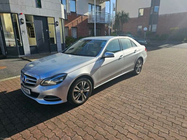 Mercedes-Benz E-Class Saloon, Diesel Hybrid, 2014, Silver