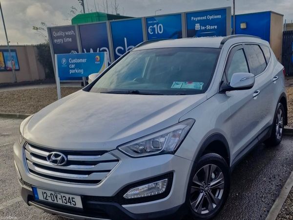 Hyundai Santa Fe SUV, Diesel, 2012, Silver