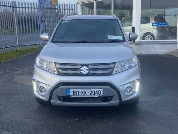 Suzuki Vitara SUV, Diesel, 2016, Silver