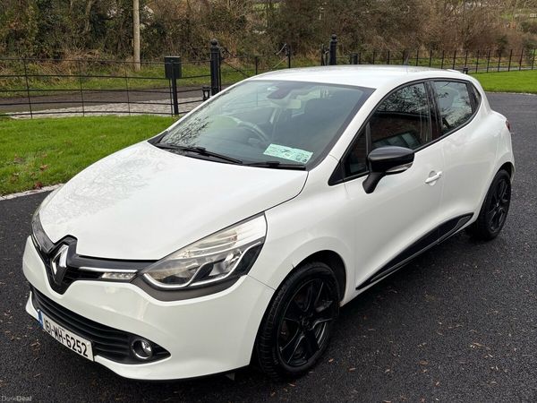 Renault Clio Hatchback, Petrol, 2016, White