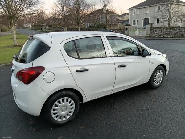 Opel Corsa Hatchback, Petrol, 2017, White