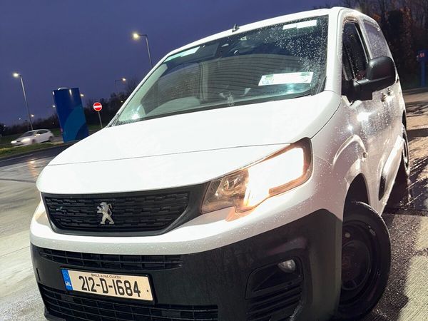 BMW 7-Series Saloon, Diesel, 2009, Grey