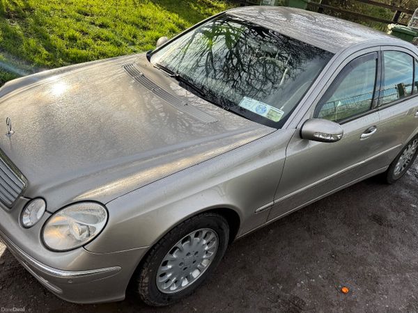 Mercedes-Benz E-Class Saloon, Diesel, 2003, Silver