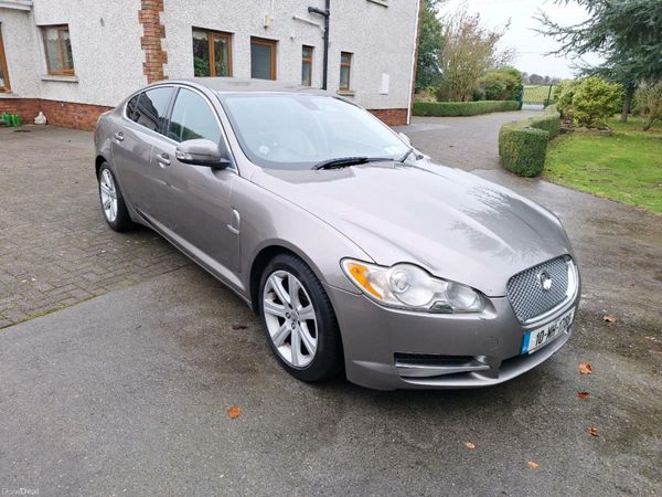 Jaguar XF Hatchback, Diesel, 2010, Grey
