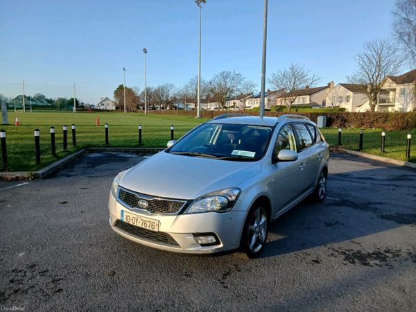 Kia Ceed Estate, Diesel, 2010, Silver