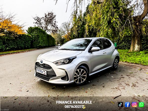 Toyota Yaris Hatchback, Petrol, 2020, Beige