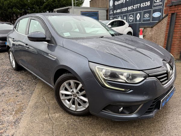 Renault Megane Hatchback, Diesel, 2018, Grey