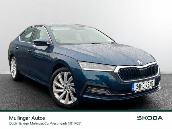 Skoda Octavia Saloon, Petrol, 2024, Blue
