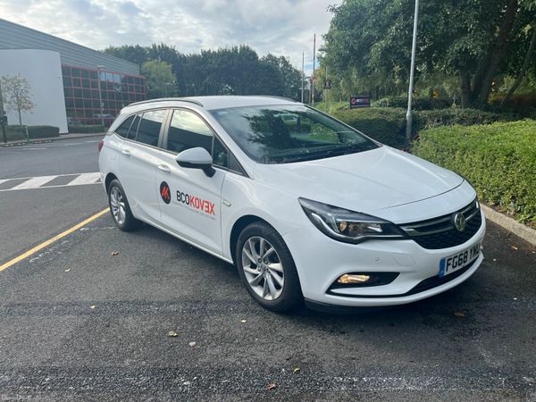 Vauxhall Astra Estate, Diesel, 2018, White